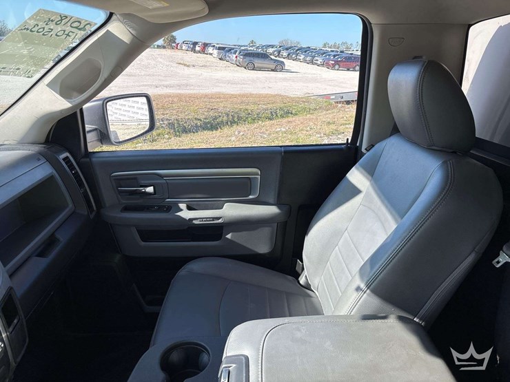 2018-dodge-1500-image-29