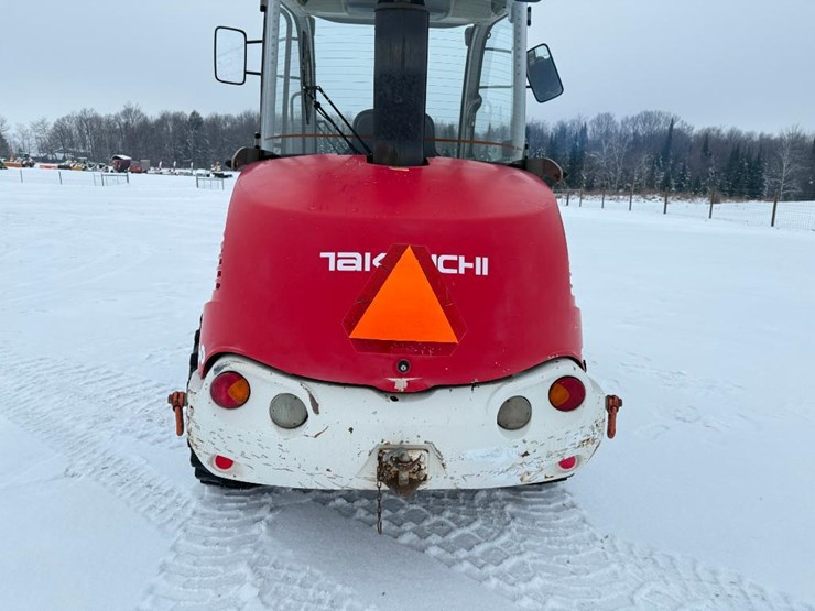 2013-takeuchi-tw50-image-25
