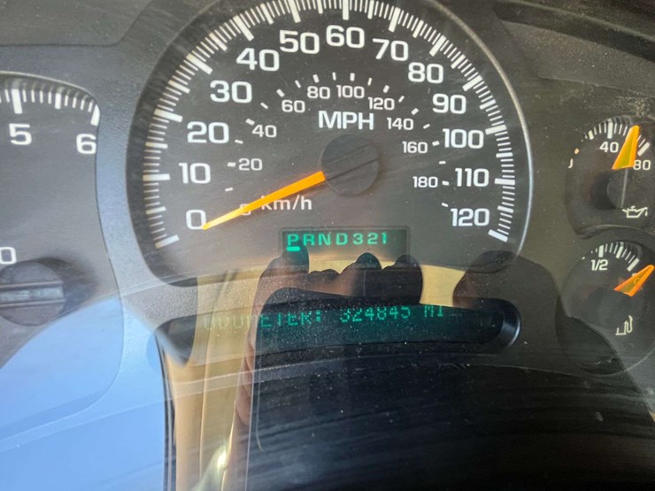 2005-chevrolet-1500-image-14