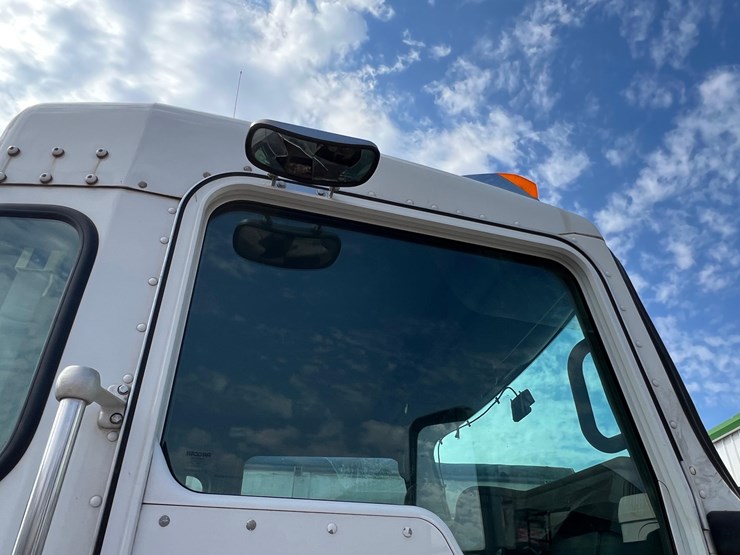 kenworth-t6-image-35