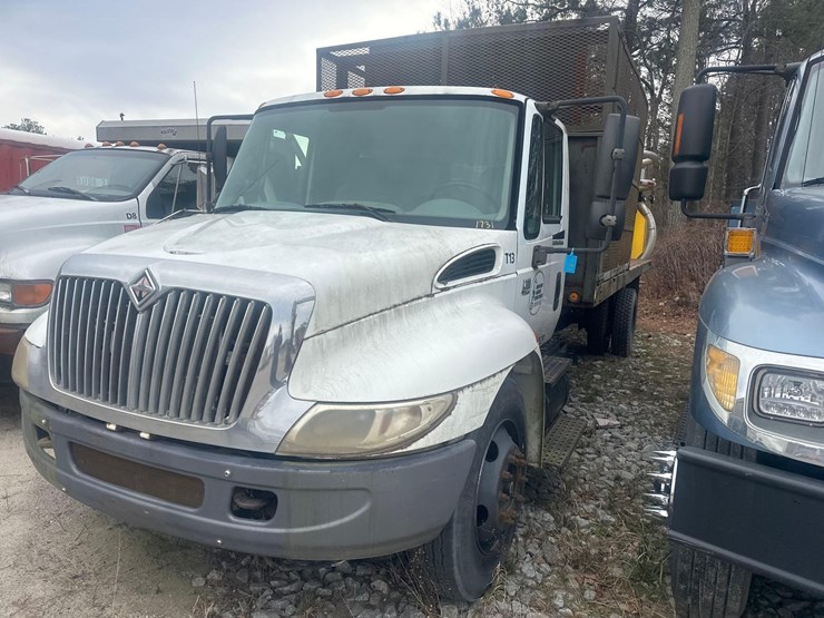 2002-international-4300-sba-image-2