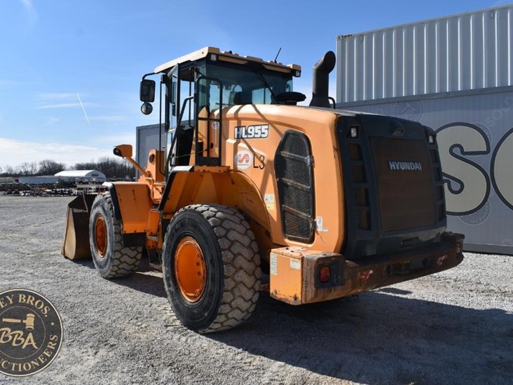 2016-hyundai-hl955-image-4