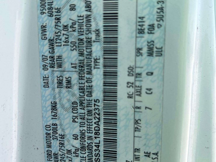 2008-ford-cargo-image-5