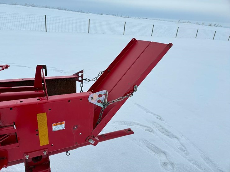 2015-new-holland-bc5070-image-29