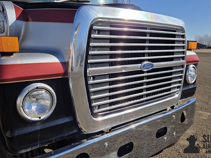 1982-ford-lnt9000-image-14