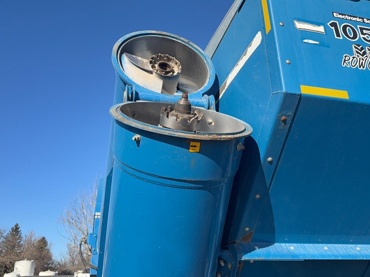 2008-kinze-1050-image-17