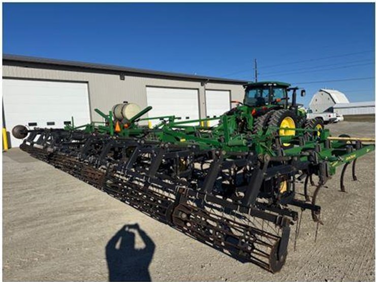 john-deere-2210-image-14