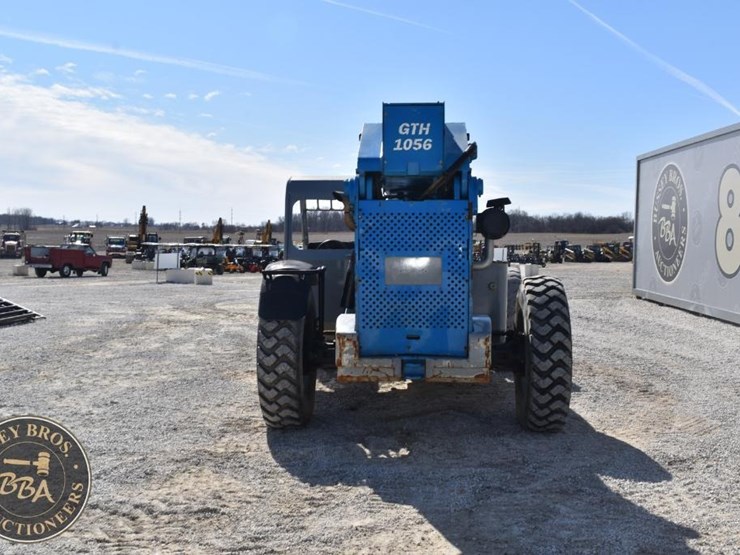 2007-genie-gth1056-image-5