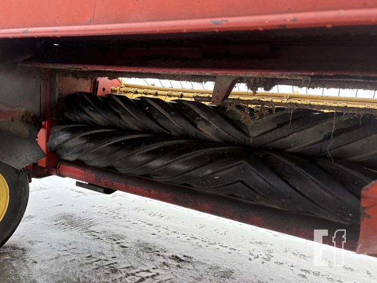 new-holland-492-image-5