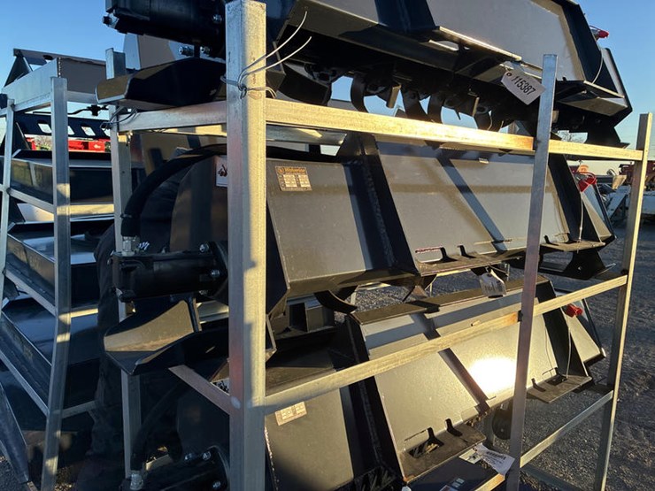 #115388-•-wolvorine-86"-tiller-image-7