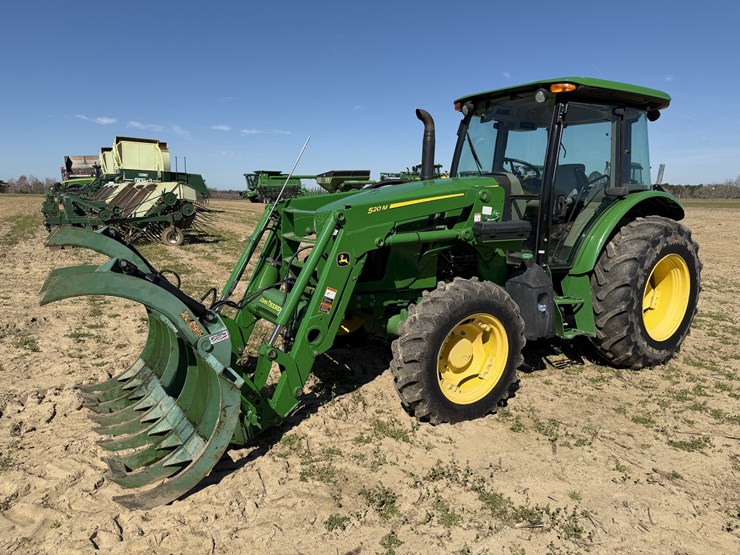 2020-john-deere-5090e-image-1