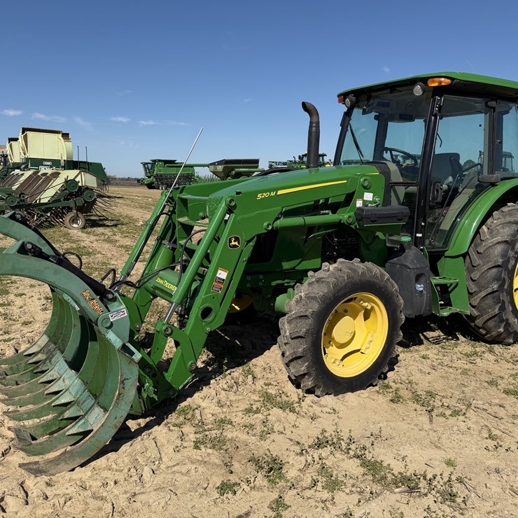 2020 JOHN DEERE 5090E