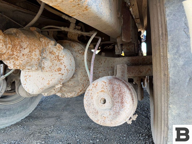 1981-ford-lt8000-image-17