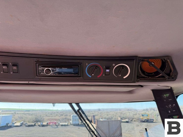 1996-case-ih-2188-image-94