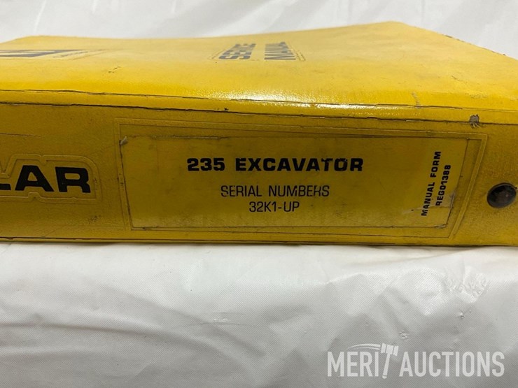 caterpillar-235-image-6