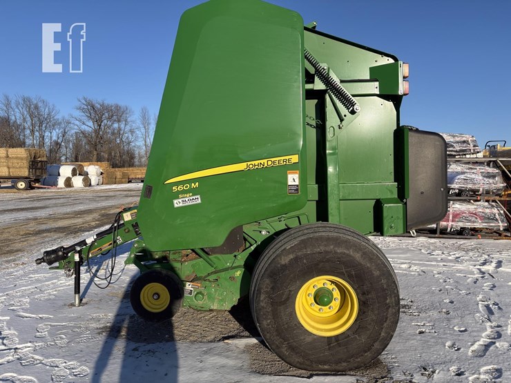 2020-john-deere-560m-image-6