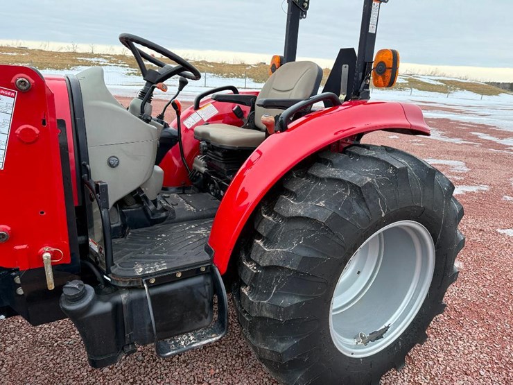case-ih-farmall-55c-image-11