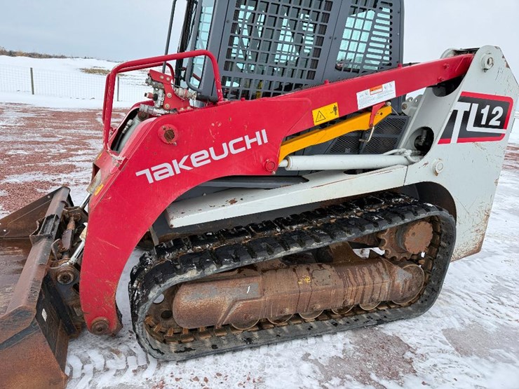 takeuchi-tl12-image-14