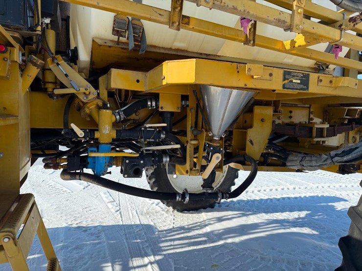 ag-chem-rogator-854-image-13