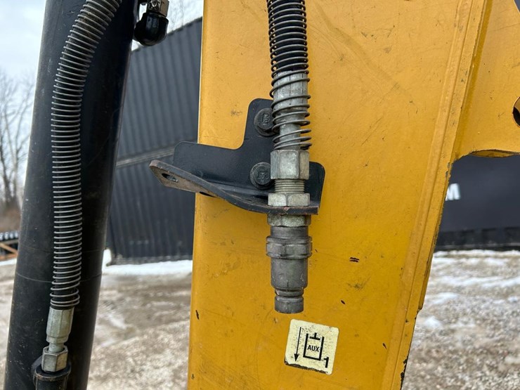 2021-caterpillar-306-image-9