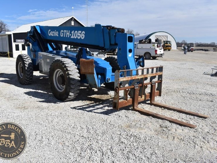 2007-genie-gth1056-image-9