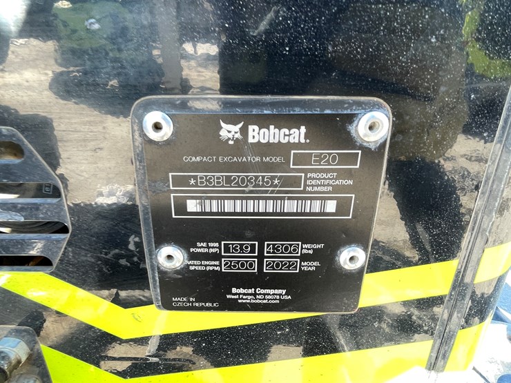 2022-bobcat-e20-image-16