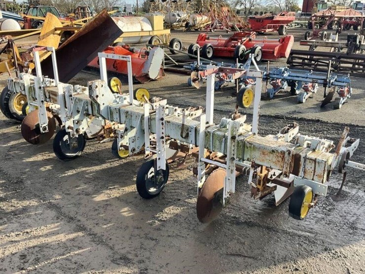 rau-3-pt-3-row-60"-cultivator-image-1