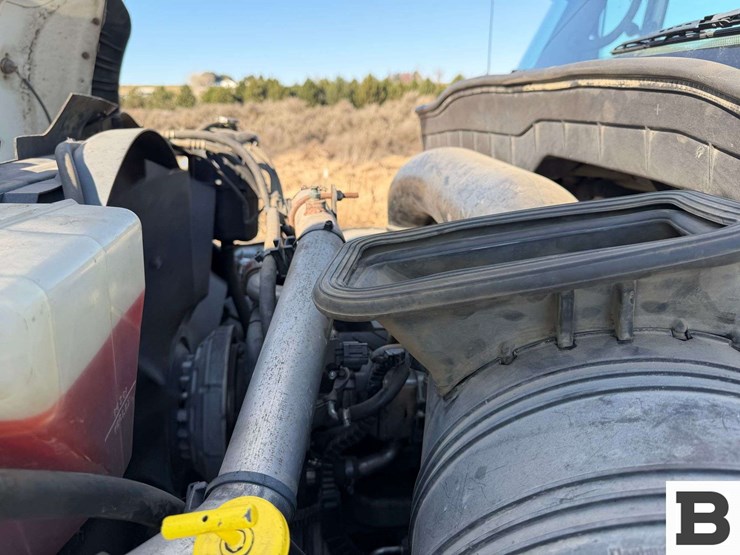 2011-international-workstar-7400-image-61