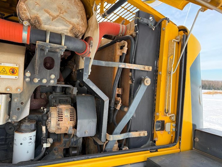 2011-komatsu-wa250pz-6-image-25