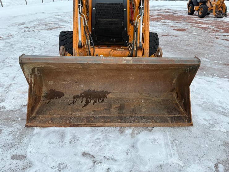 case-570n-xt-image-25