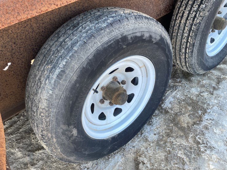 #300-•-2005-towmaster-dual-axle-trailer-(sells-with-no-title)-image-42