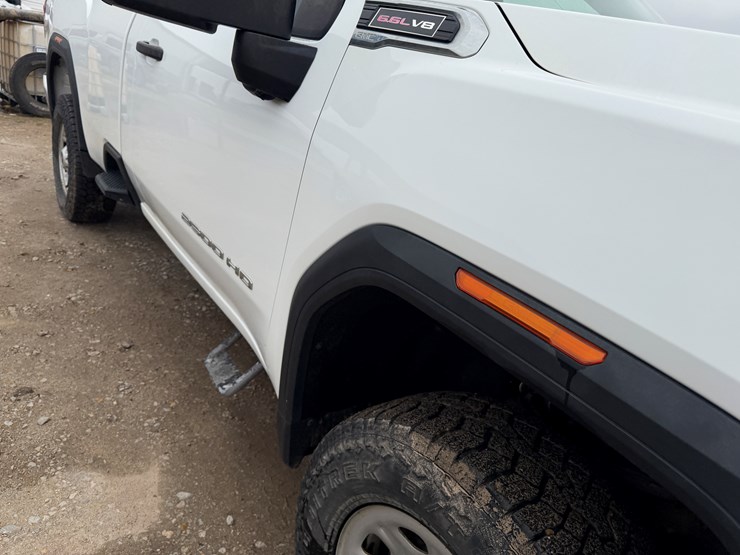 2020-gmc-2500hd-image-33