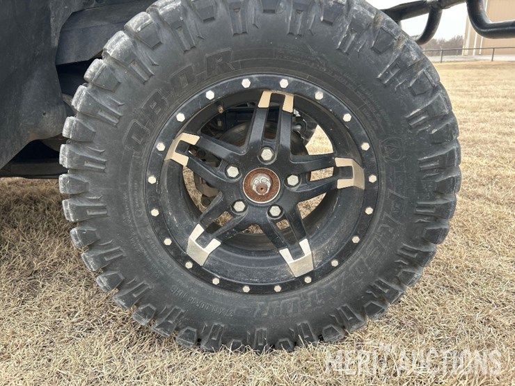 2021-john-deere-gator-image-20