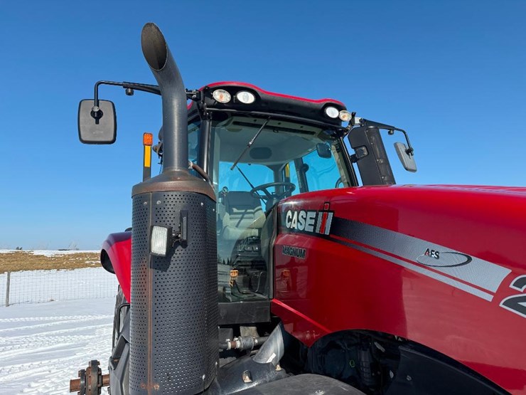 case-ih-magnum-250-image-18