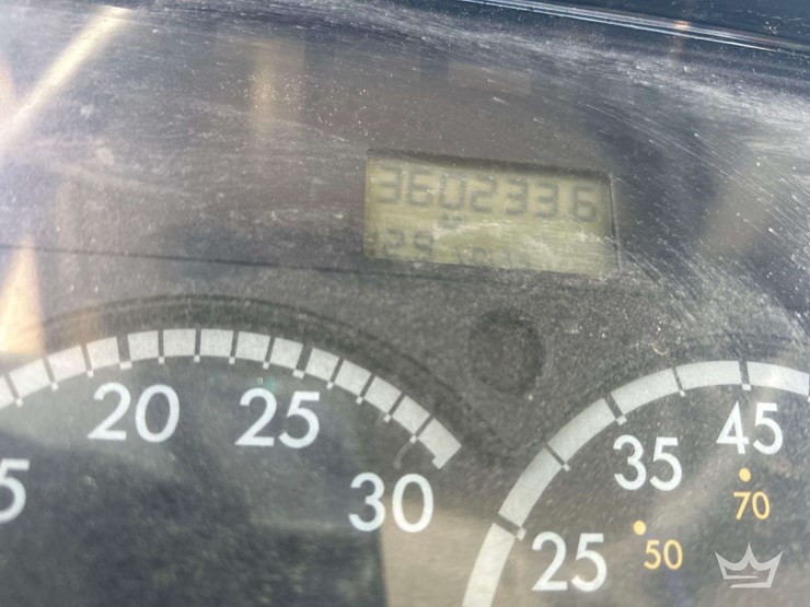 2007-freightliner-columbia-120-image-7