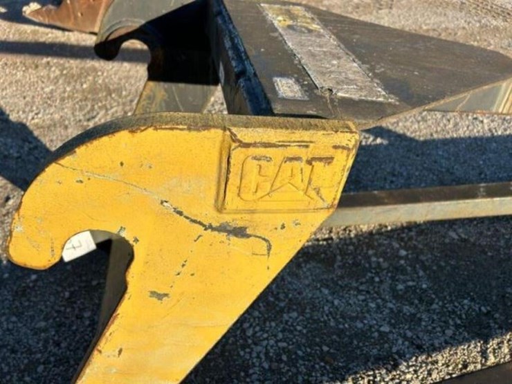 caterpillar-11-ft-truss-boom-image-4