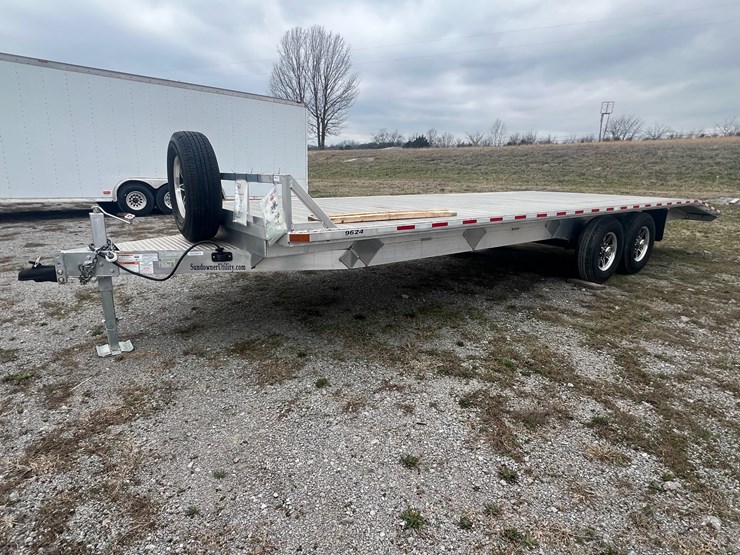 2023-sundowner-96"-image-1