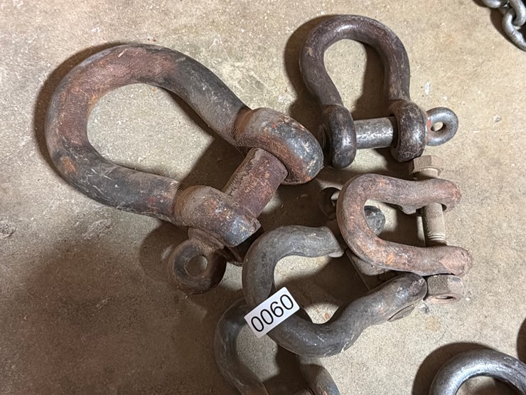 #60-•-(5)-clevises-image-2