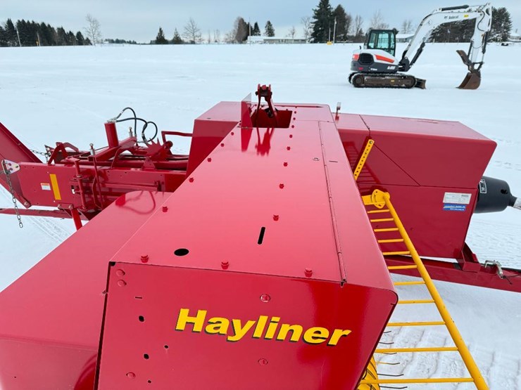 2015-new-holland-bc5070-image-16