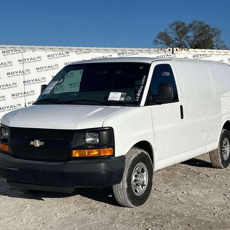 2015 CHEVROLET EXPRESS 2500