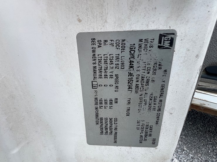 2009-chevrolet-2500-image-35