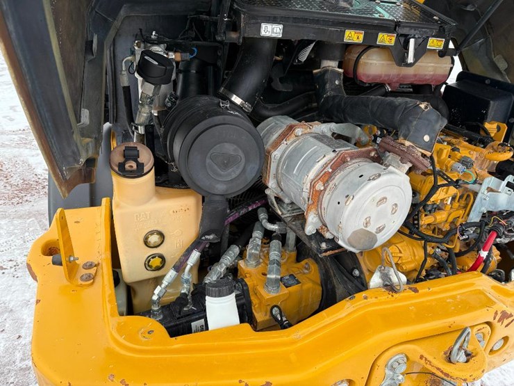 caterpillar-906m-image-25