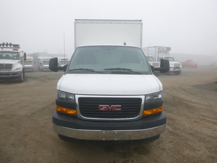 2023-gmc-3500-image-8