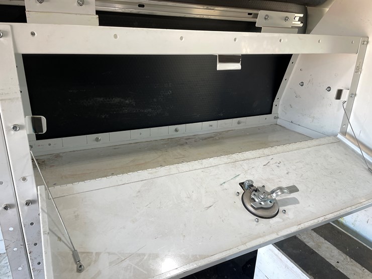 2019-ford-transit-image-89