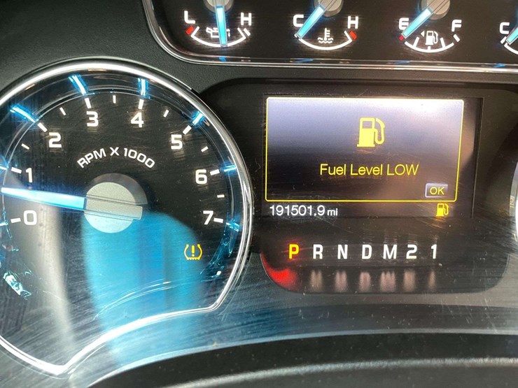 2014-ford-f150-lariat-image-26