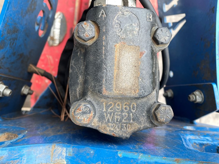 #164-•-cmp-hg-82-mini-excavator-rotating-clam-image-22