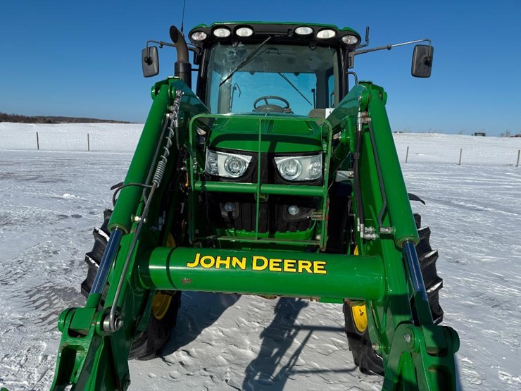 john-deere-6125r-image-36