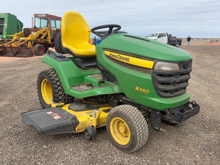 2011-john-deere-x540-image-3