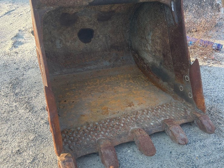 2016-volvo-ecr235el-image-6