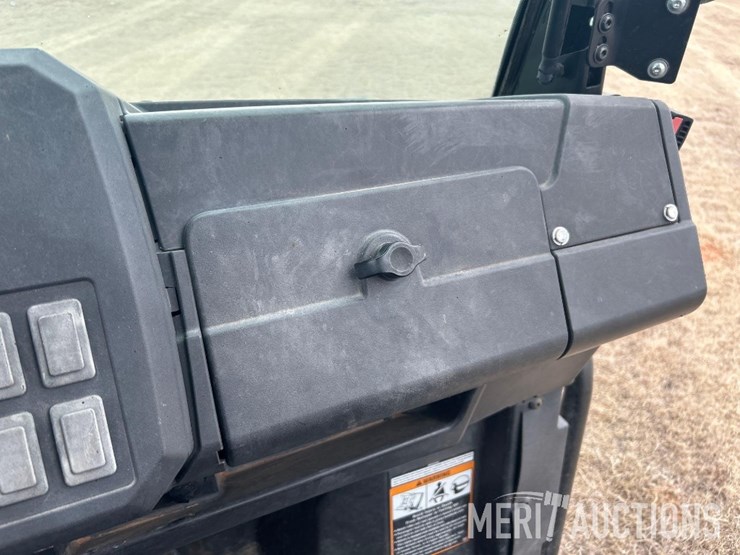 2021-john-deere-gator-image-53